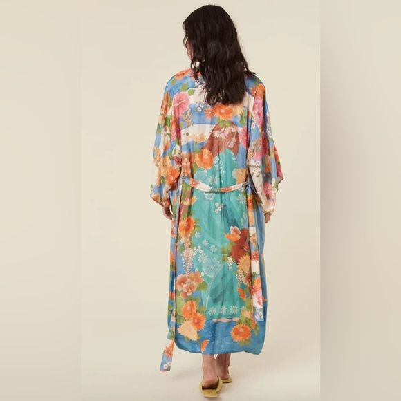 Spell Carrie Kimono ✨ M/L - Picture 2 of 9
